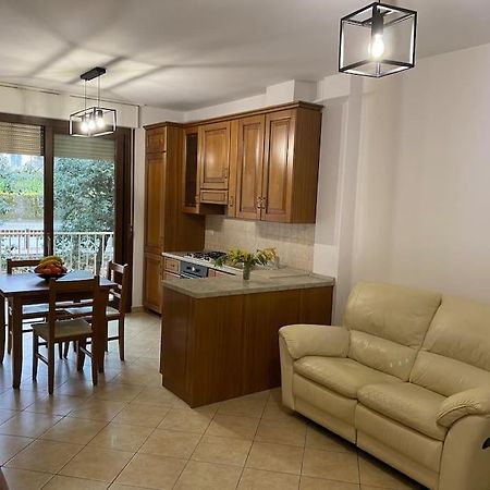 Appartamento A Torgiano Centro ภายนอก รูปภาพ